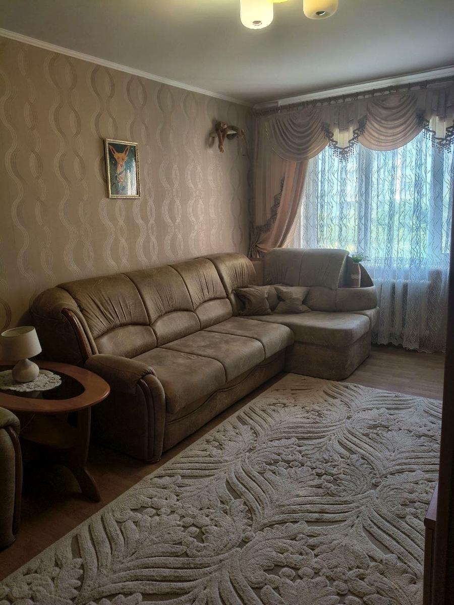 1867542568608894