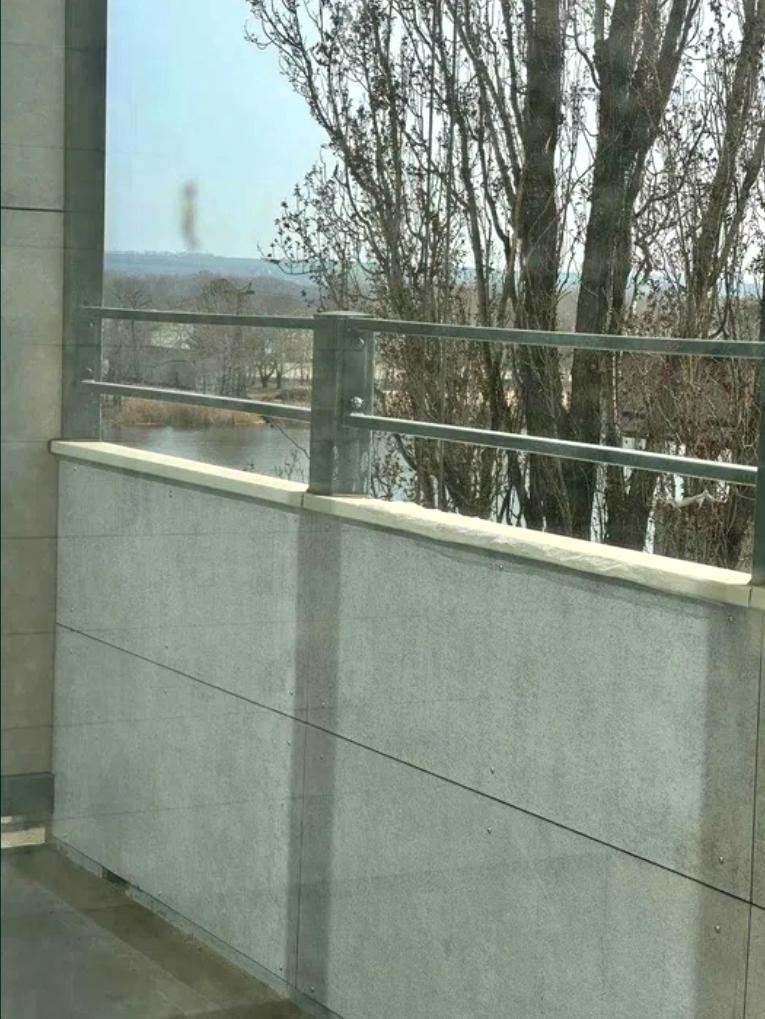 1867551657828103