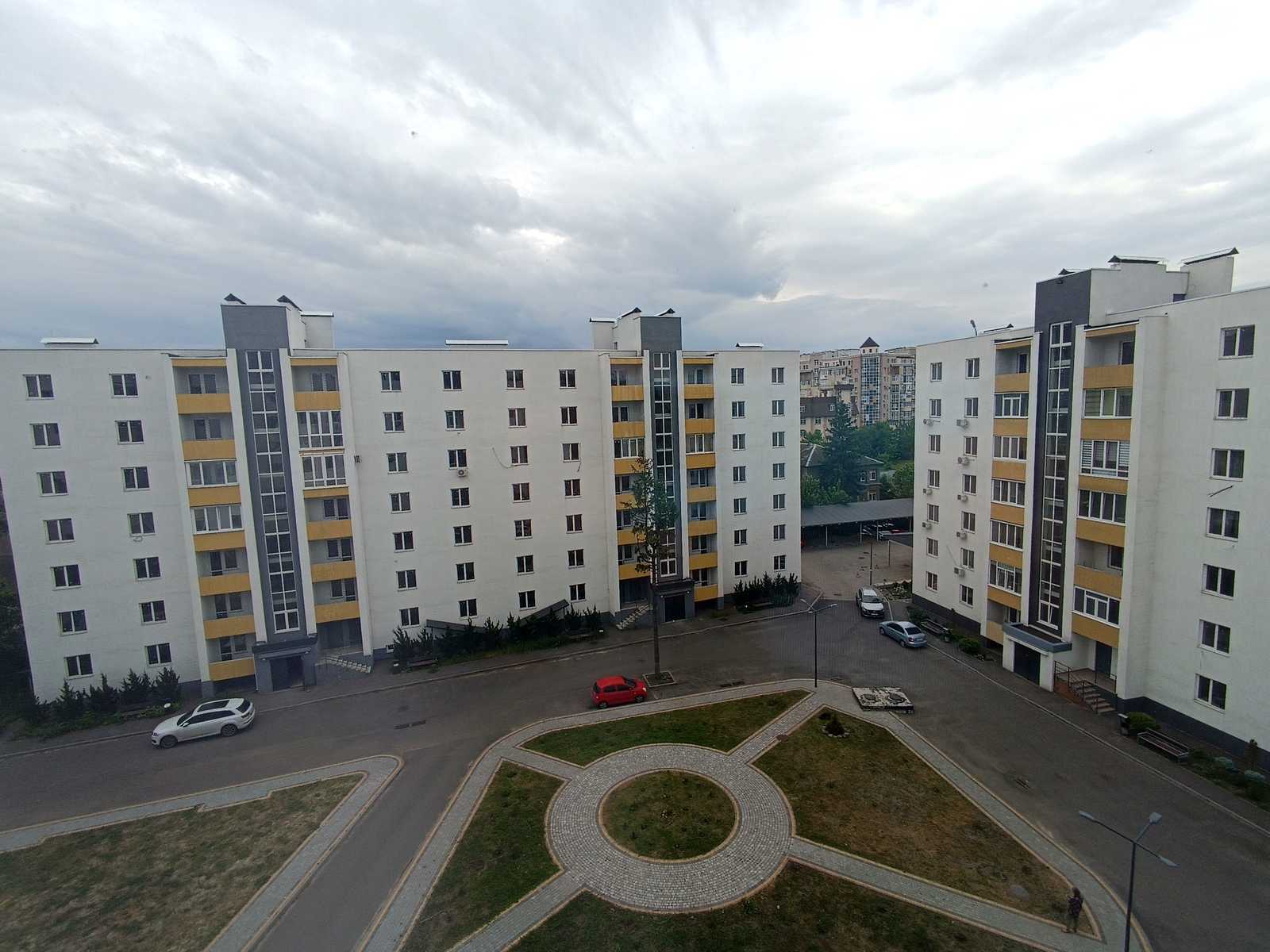 1867595491685625