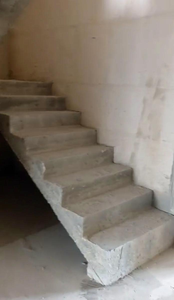 1867597888196124