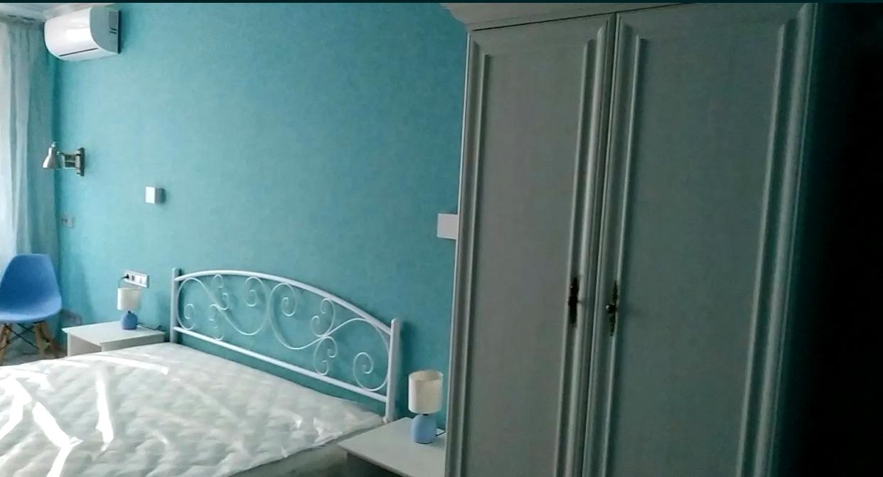 1867598404653545