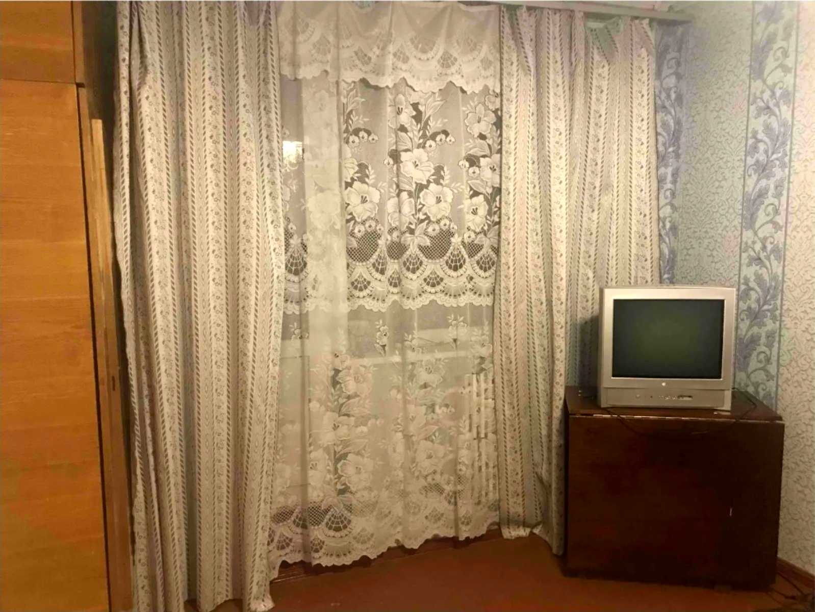 1867599667498192