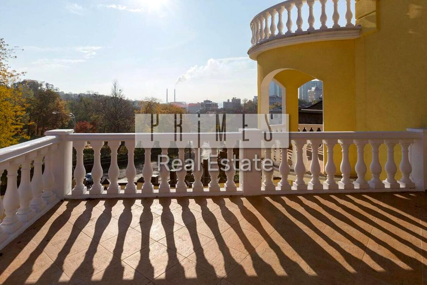 1867600942780555