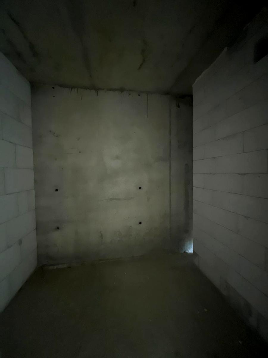 1867603132294975