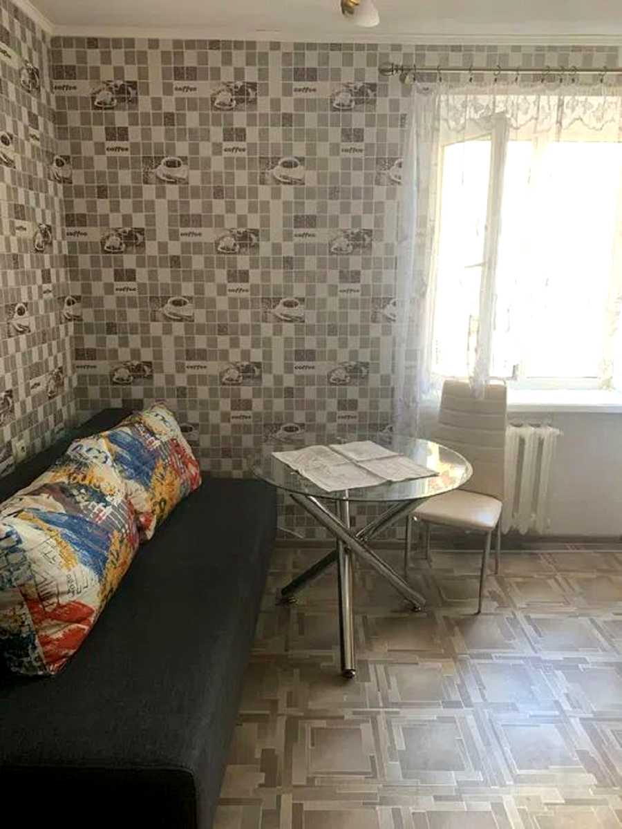1867603754468193