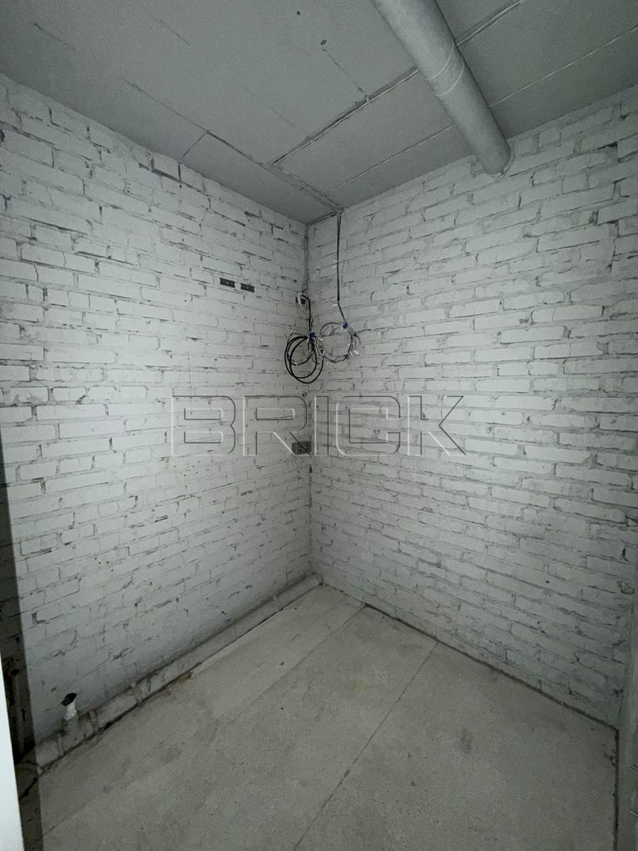 1867607275982190