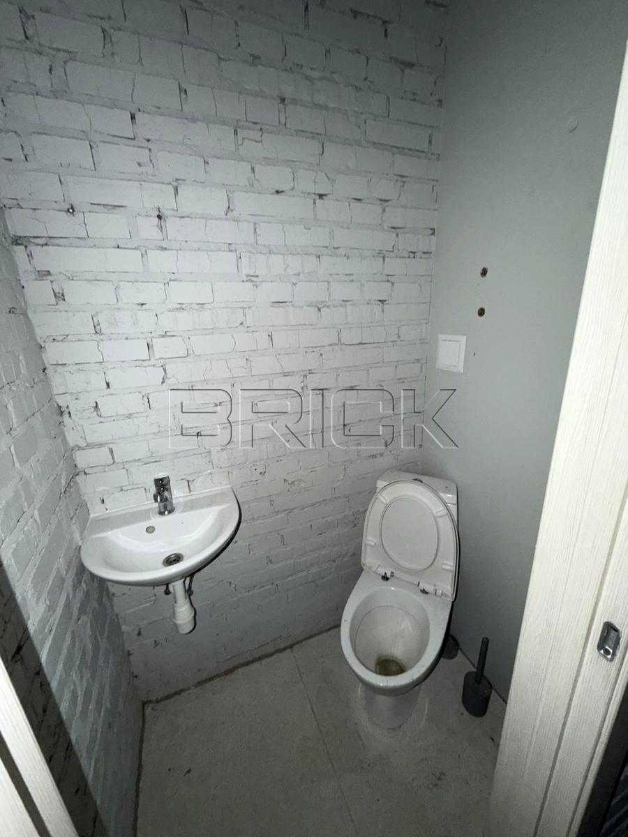 1867607276085388