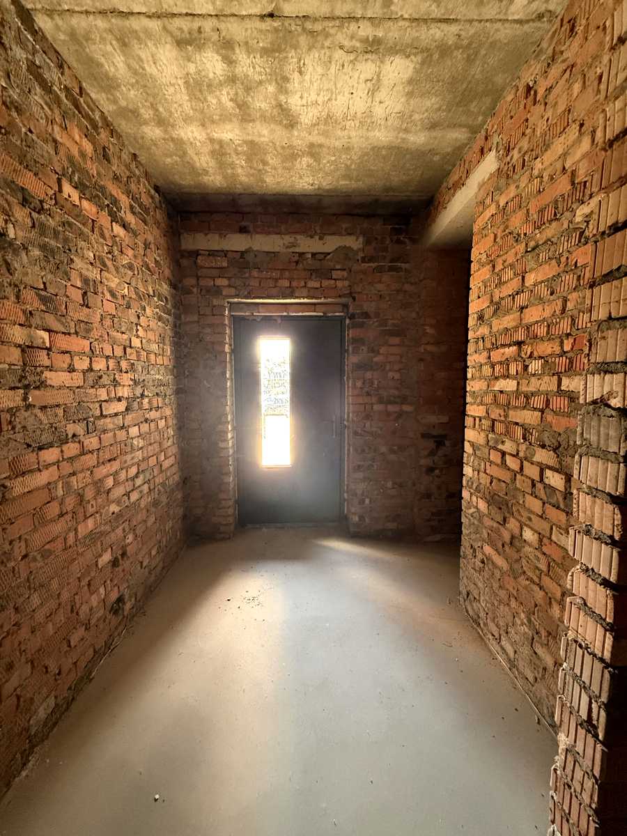 1867608570932007