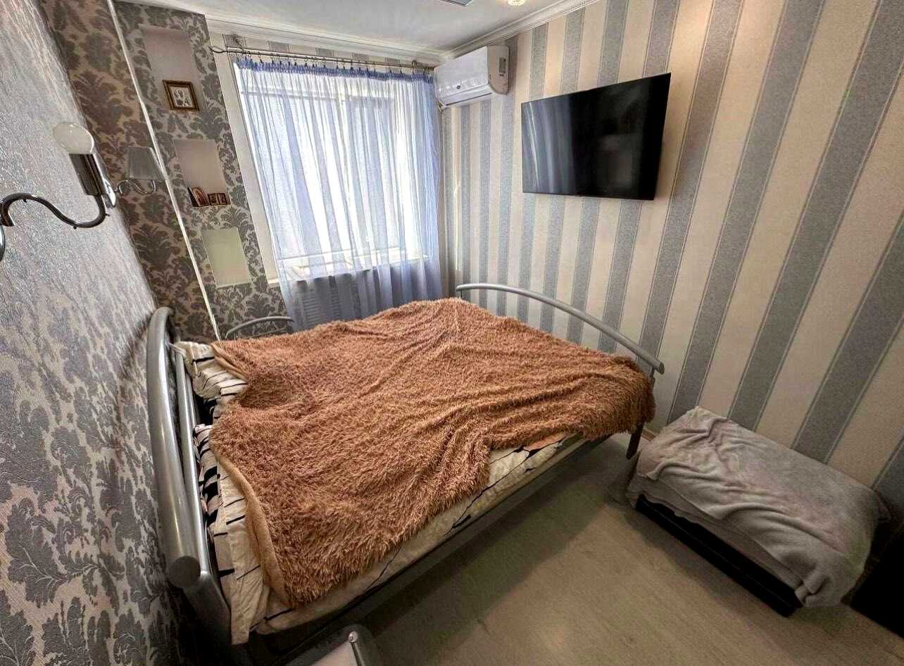 1867612491398915