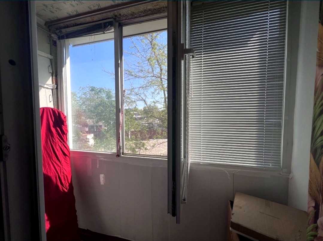 1867615570761400