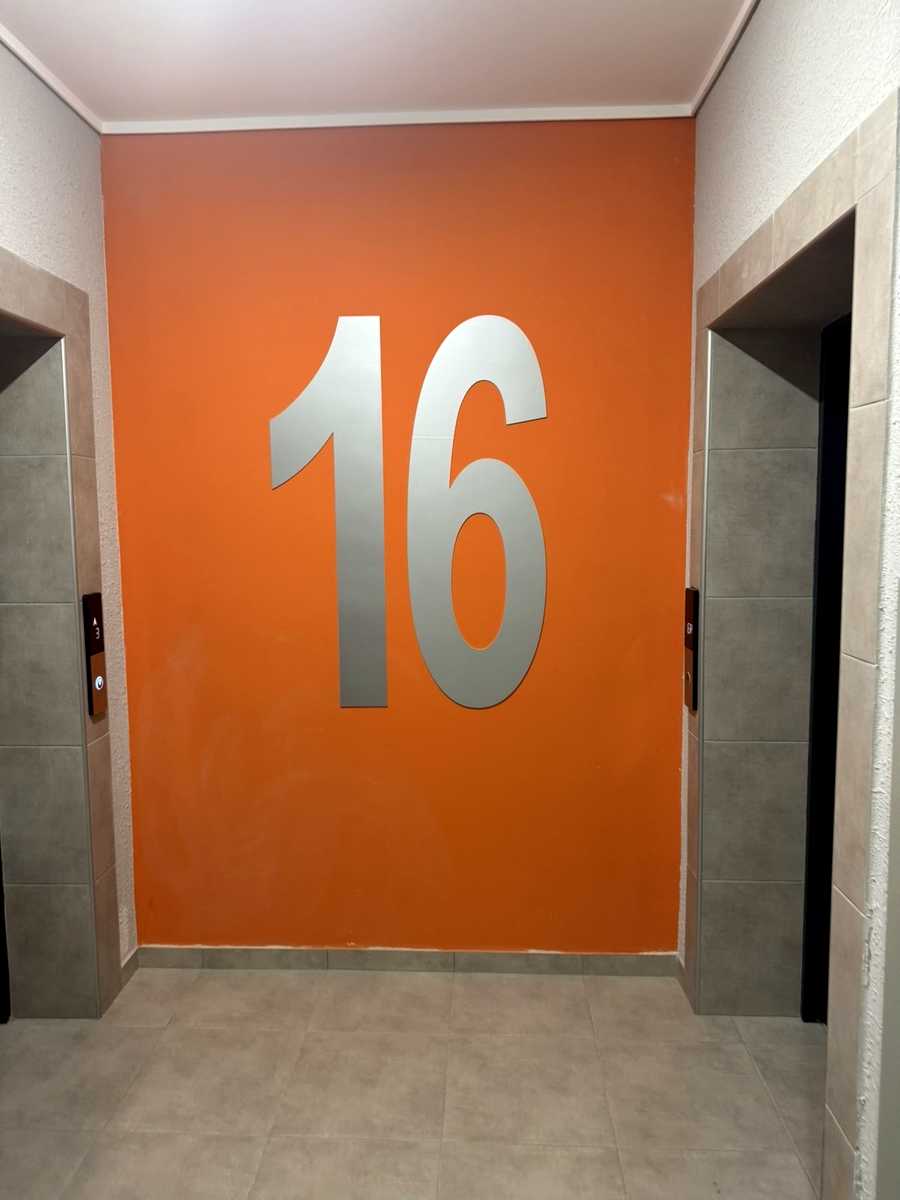 1867616929093469