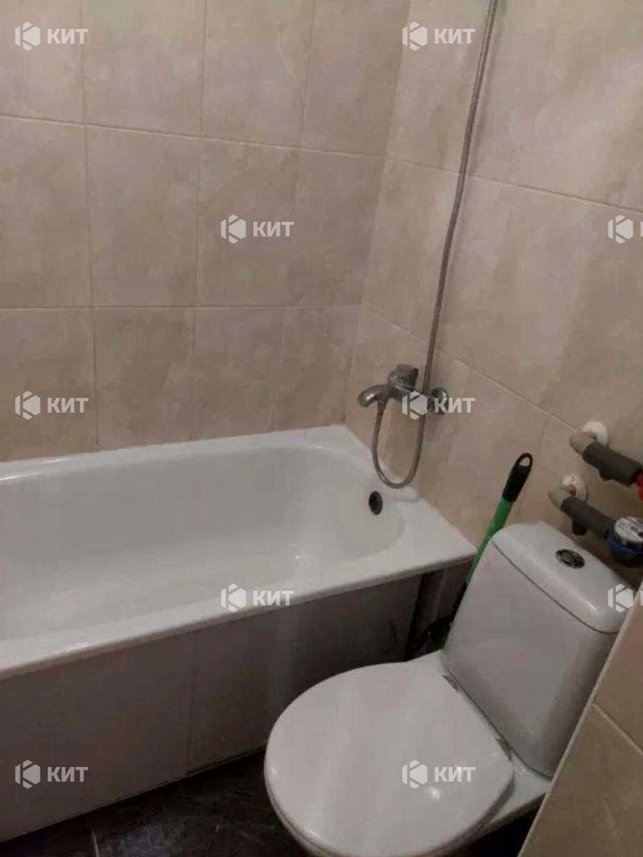 1867618666810814