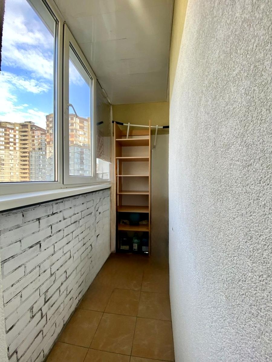 1867618698708873