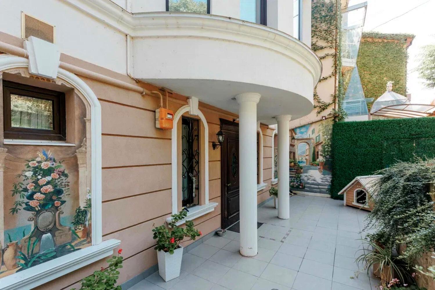 Будинок за адресою Катаєва пров. (площа 375 м²) Будинок за адресою Катаєва пров. (площа 375 м²) - Atlanta.ua