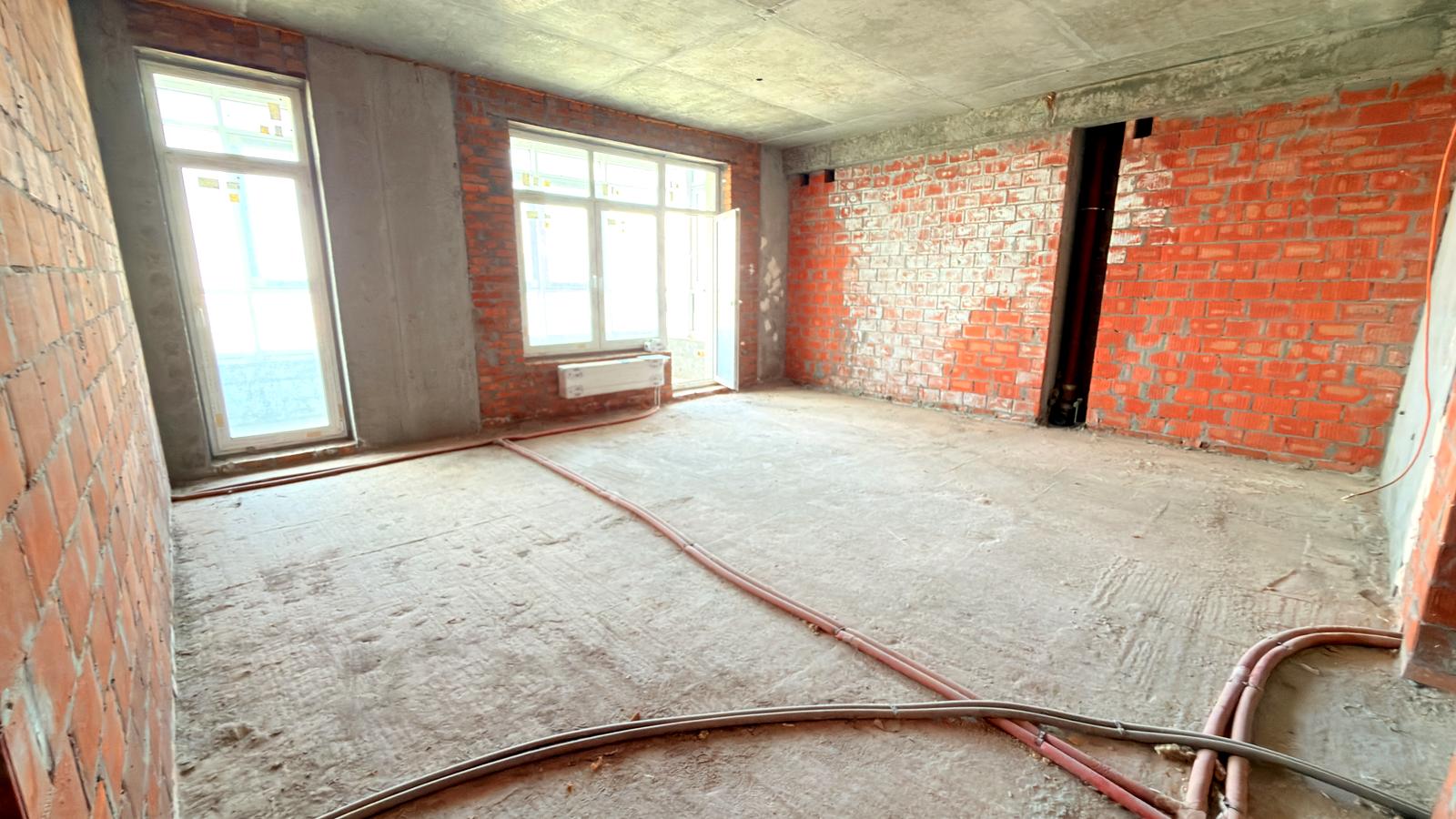 1867633518674410