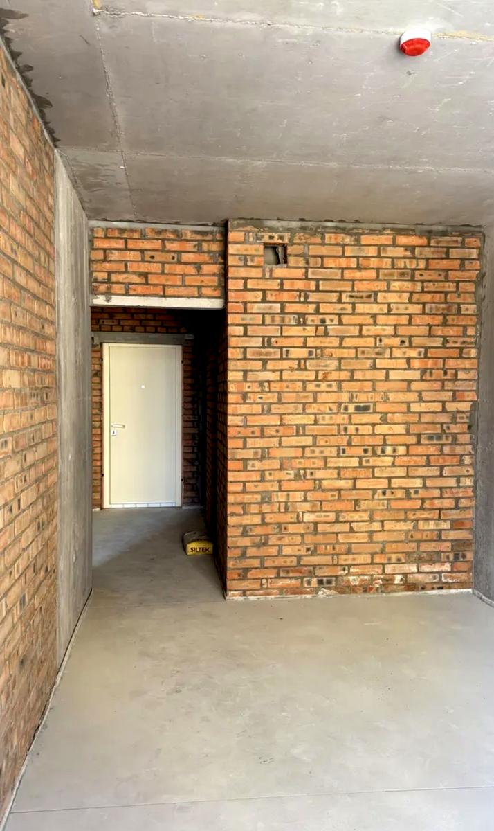 1867641862193803