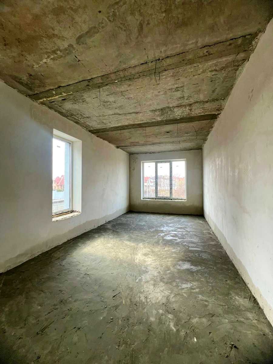1867644633472915