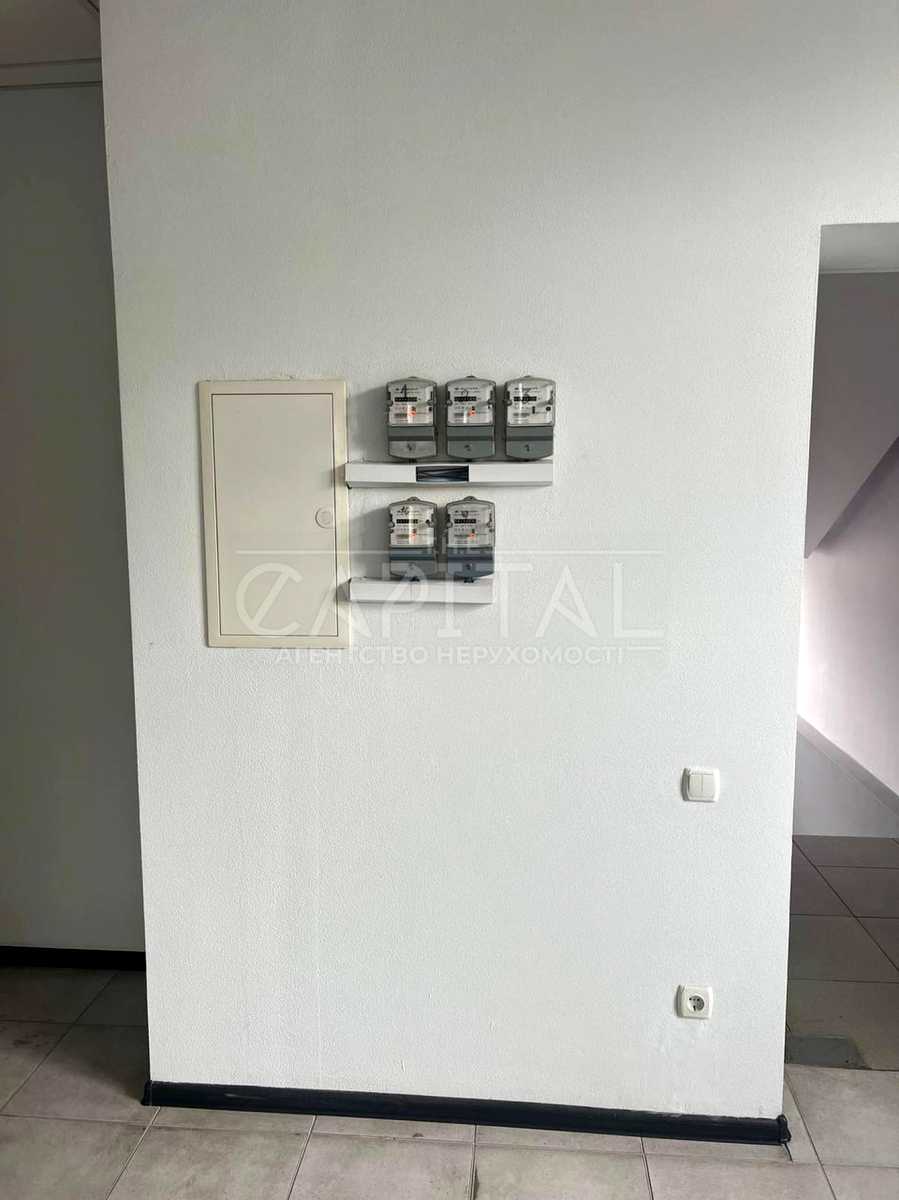 1867682501527951