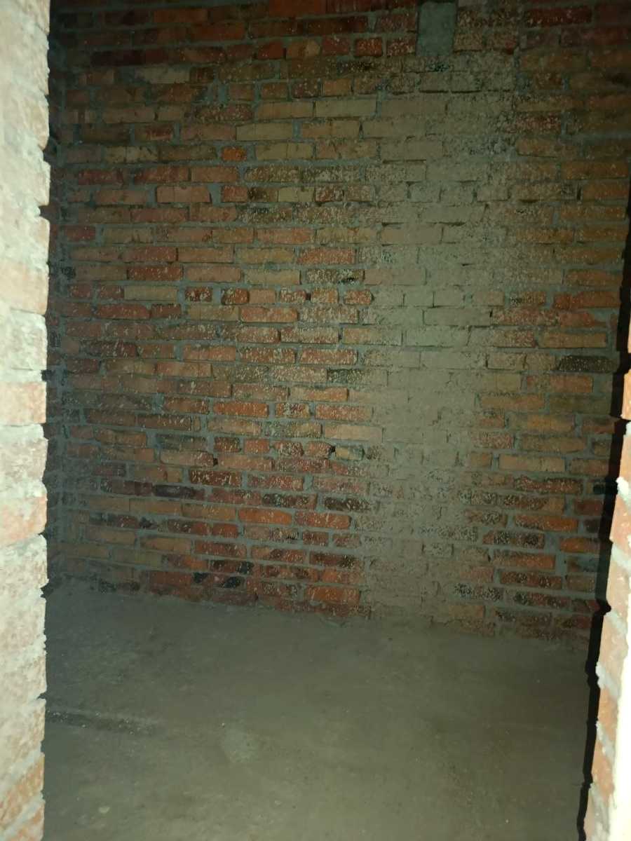 1867682653568159