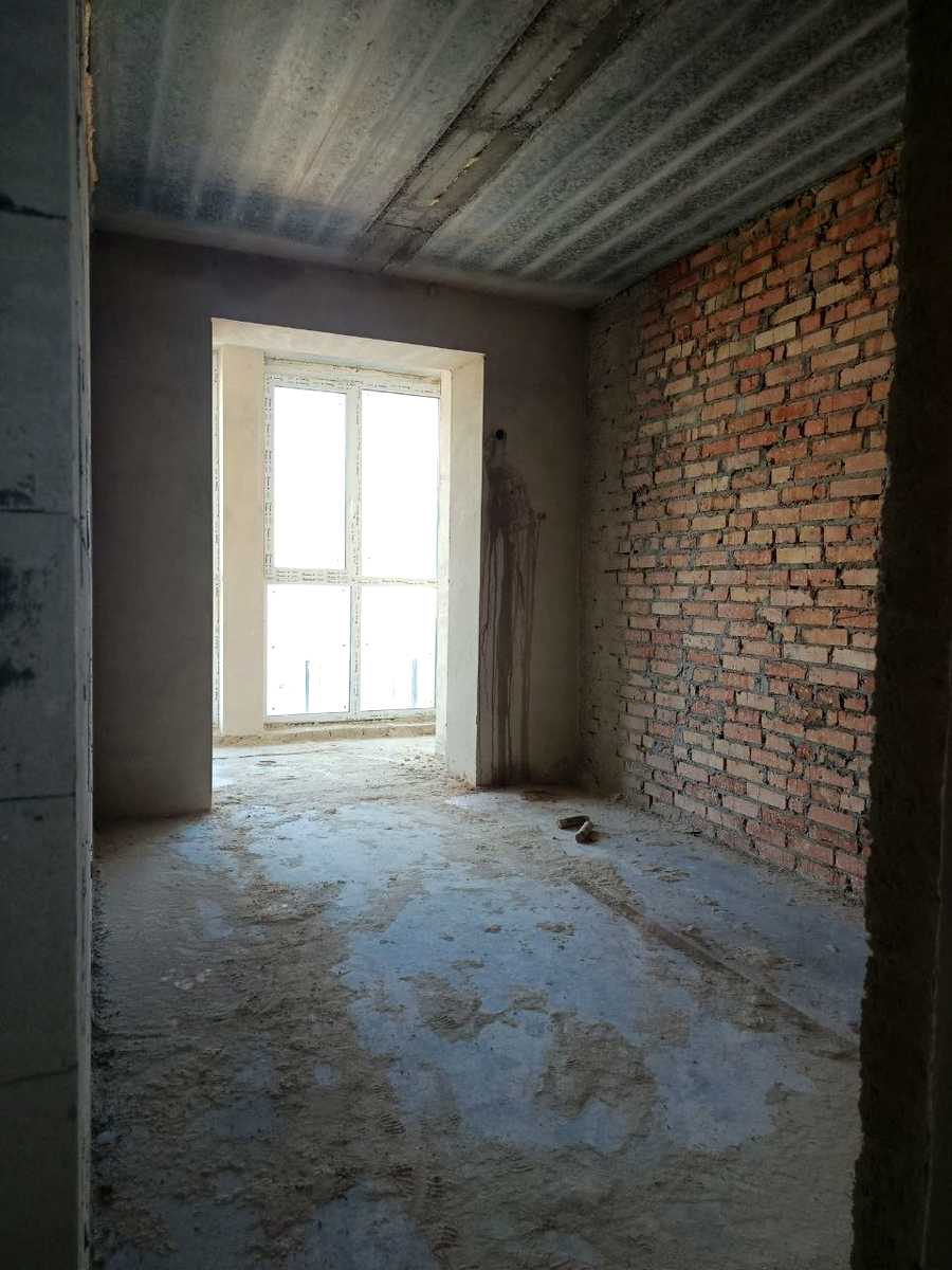 1867682653989551