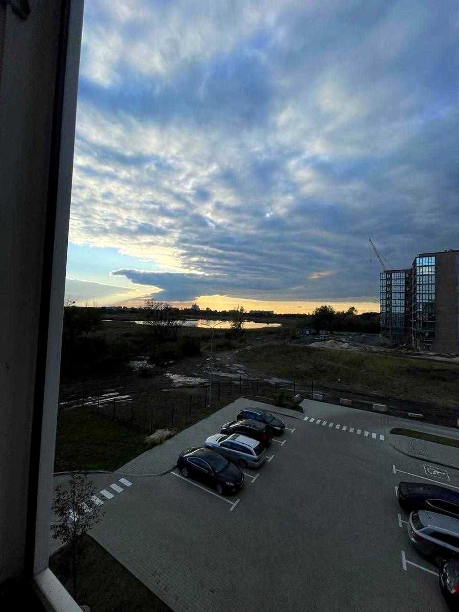 1867682916354416