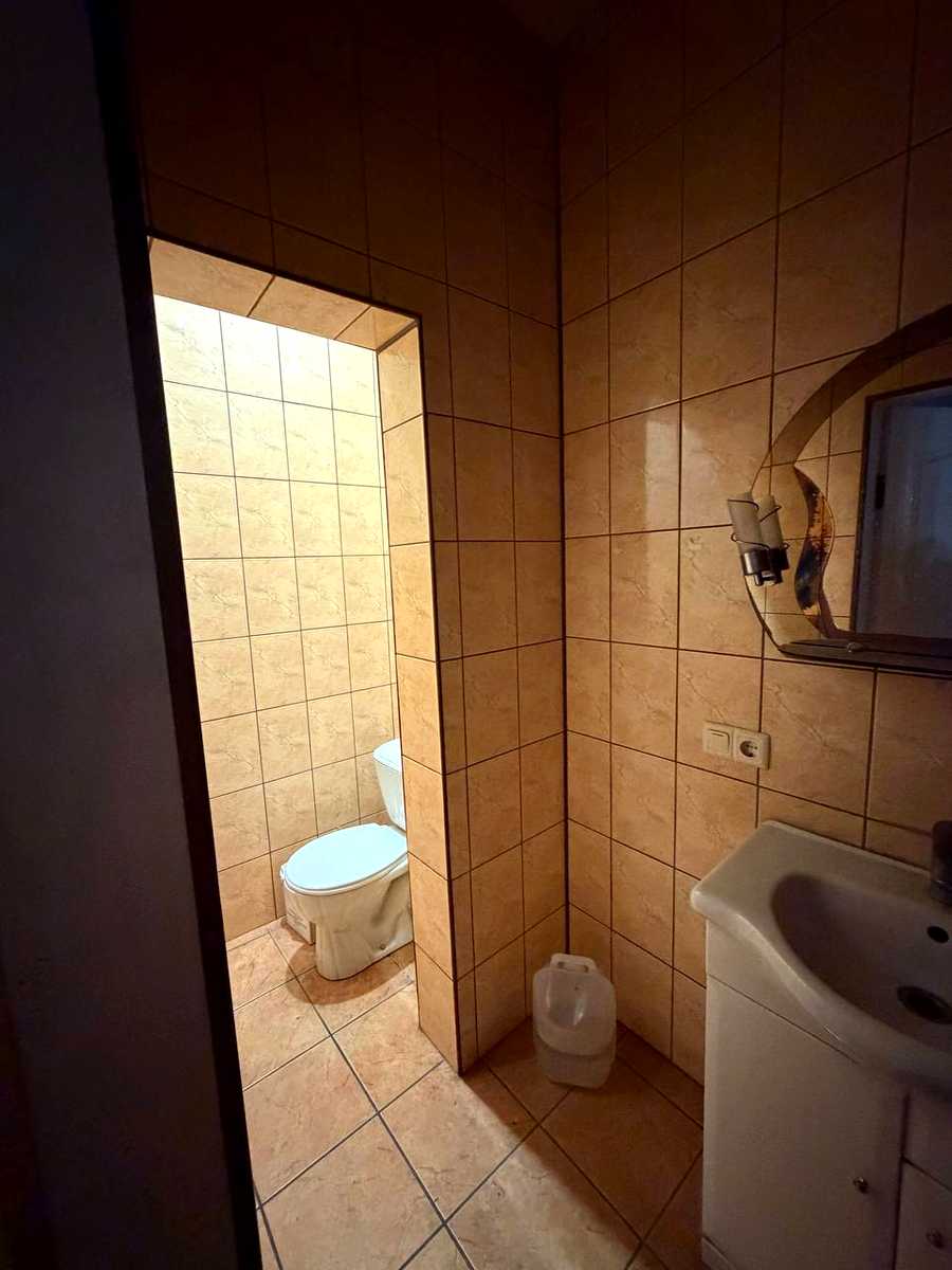 1867684484643490