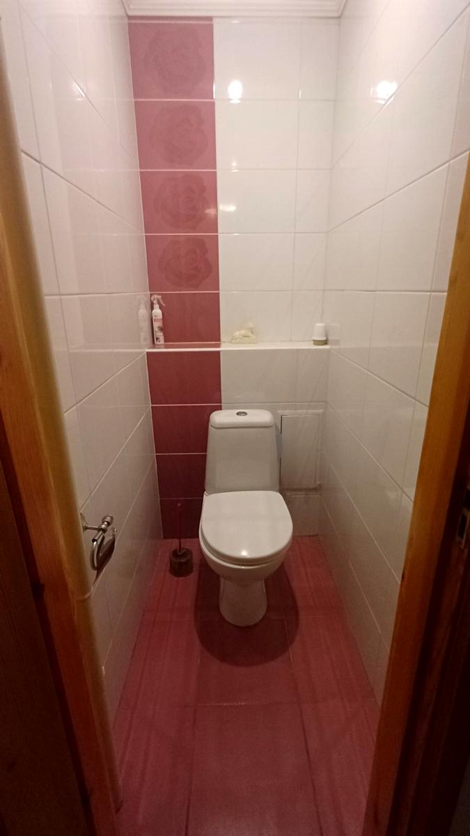 1867685727357905