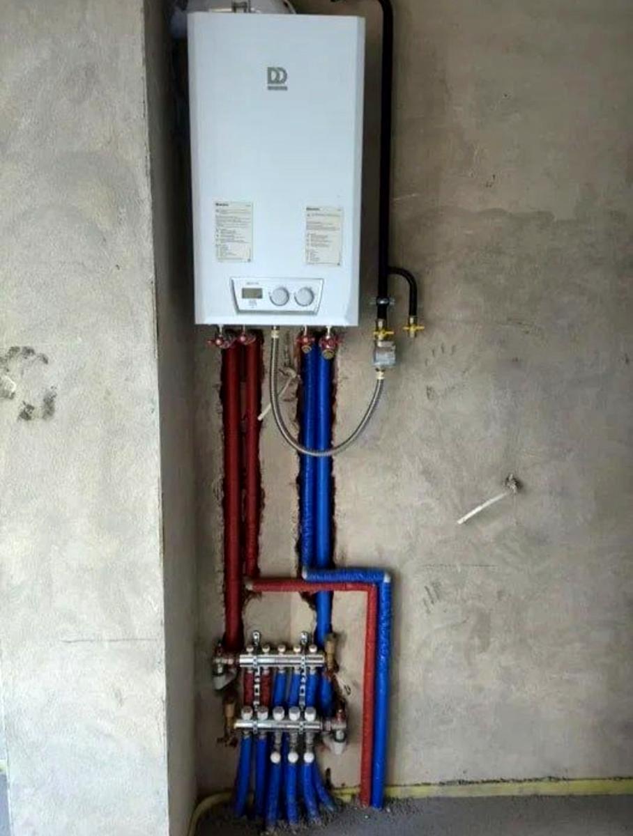 1867687685839833