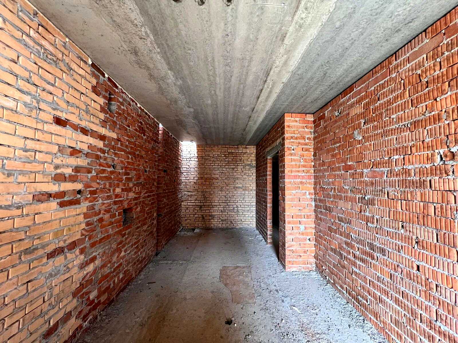1867690106998641