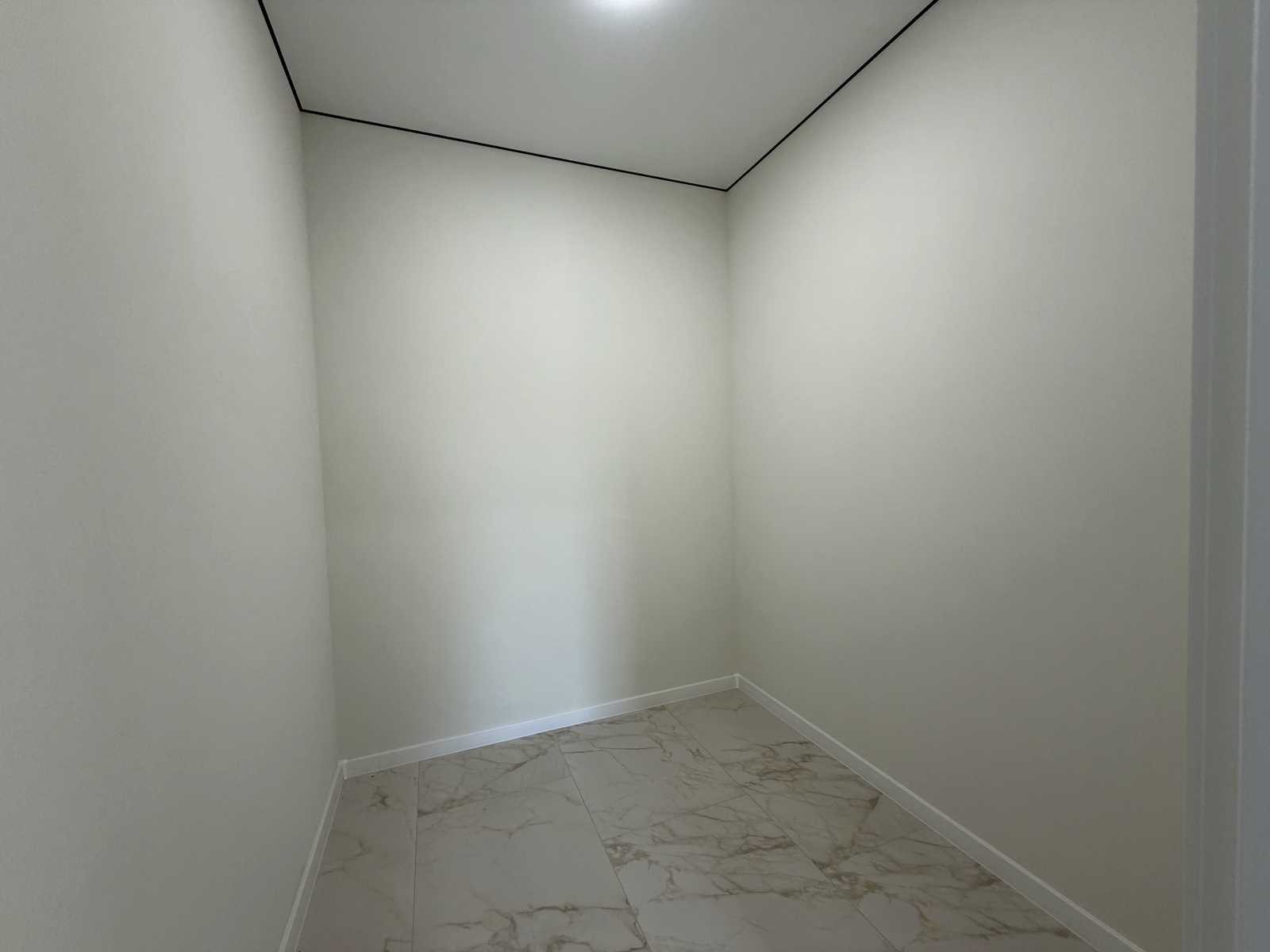 1867694357703466