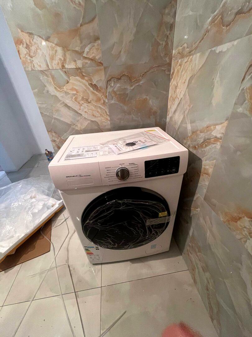 1867695955468043
