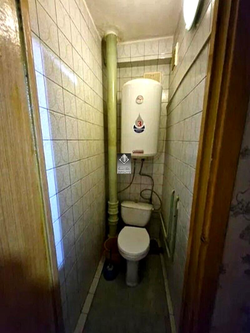 1867699207954499