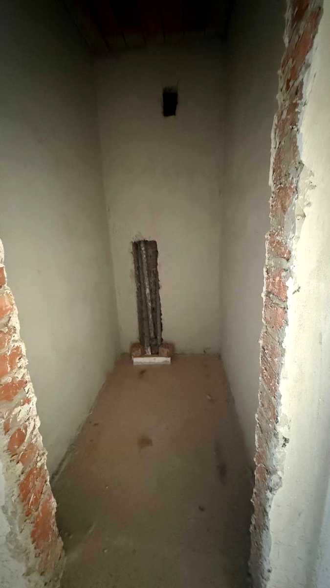 1867699629760314