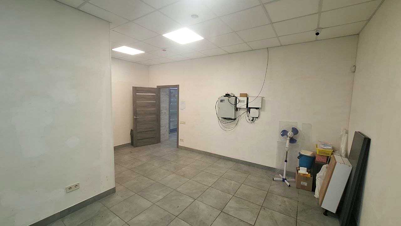 1867706827715356