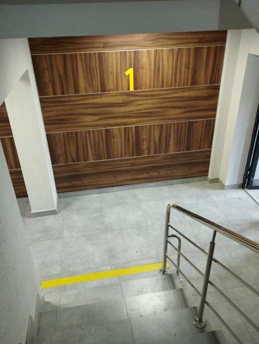 1867709043682767