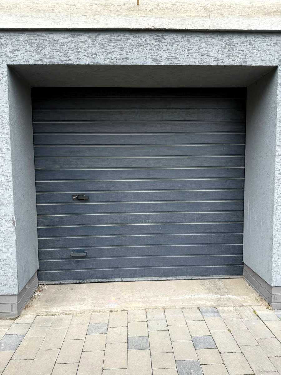 1867710179883152