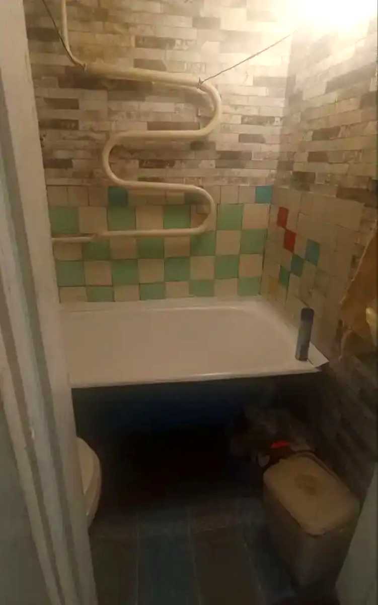 1867716971615719