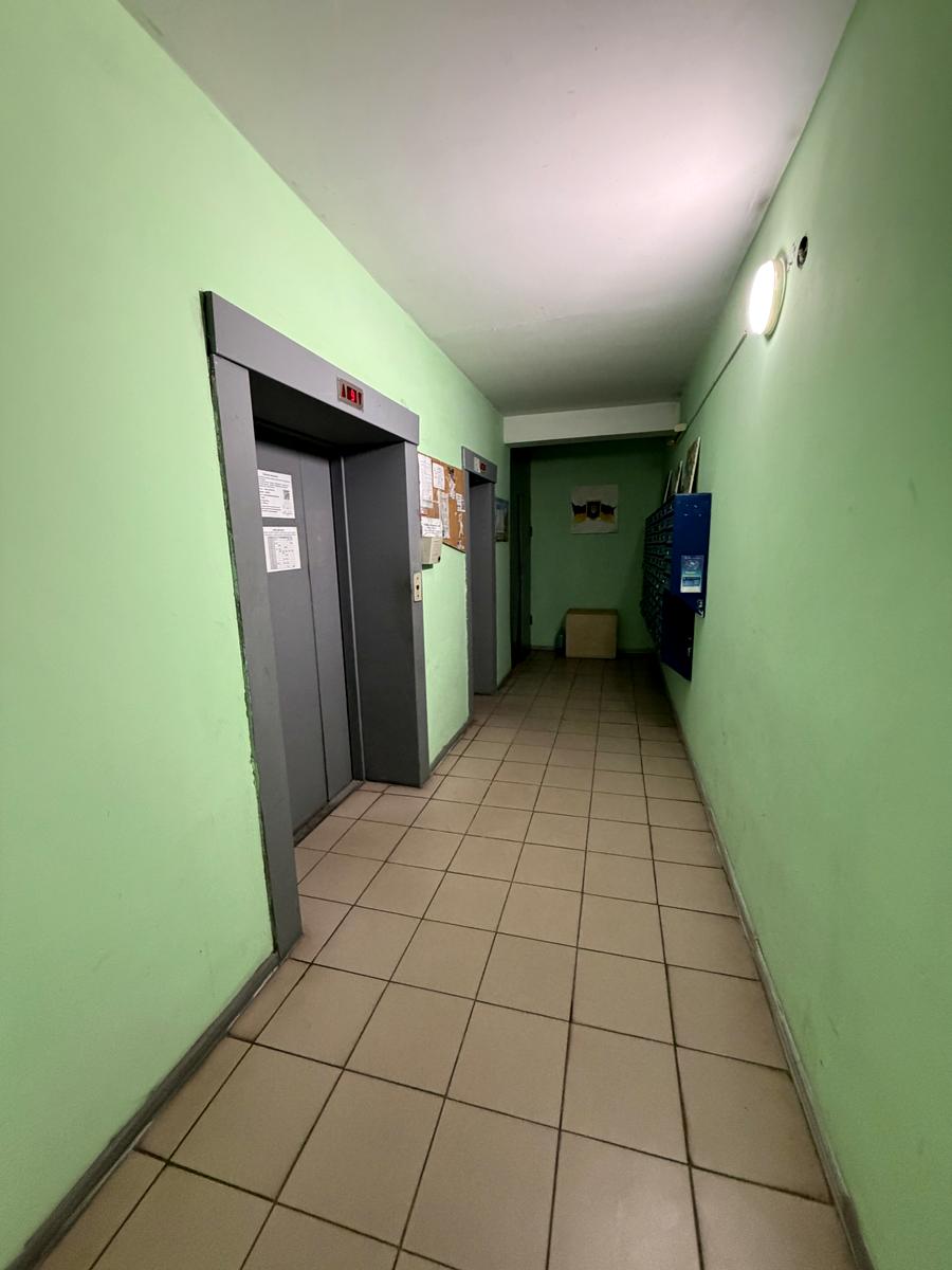 1867719949872326