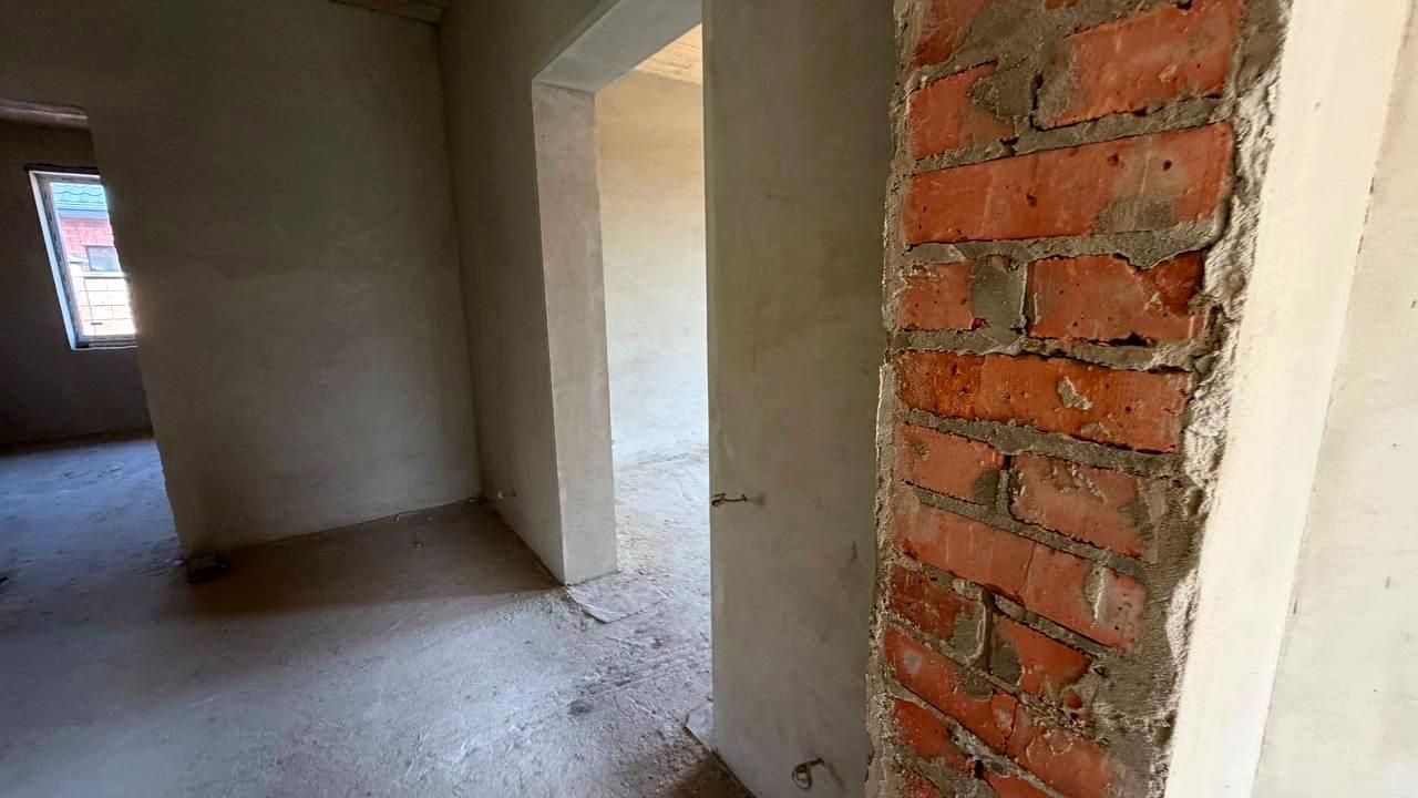 1867732781236391
