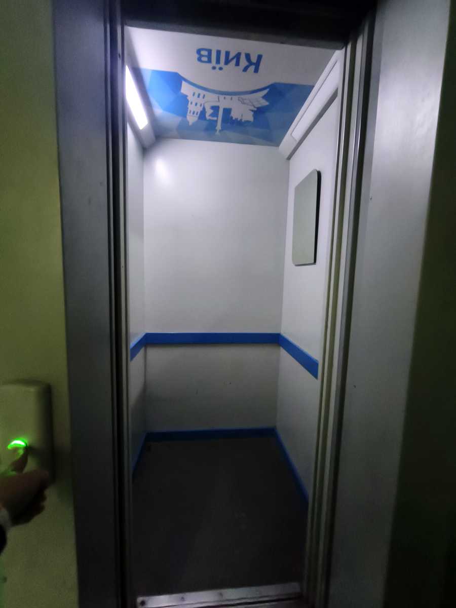 1867736163056869