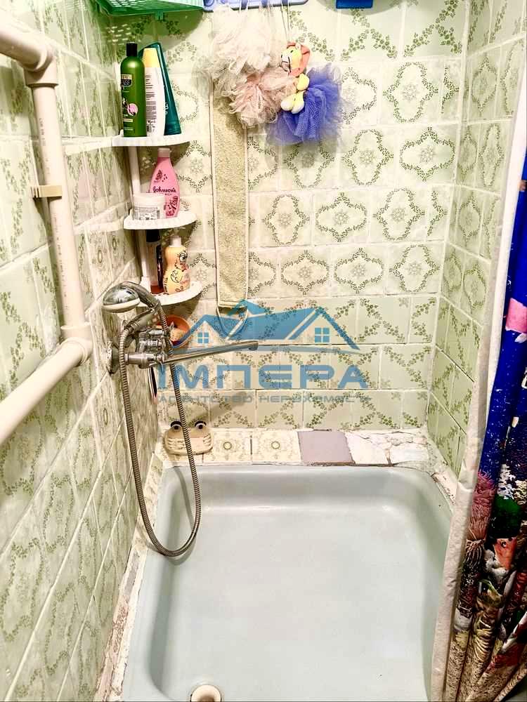 1867773853026729