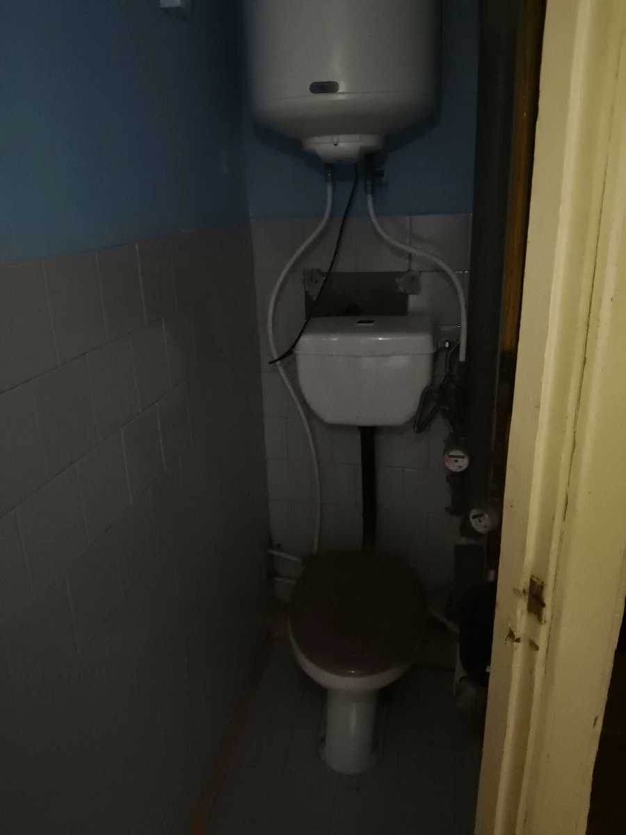 1867774597030915