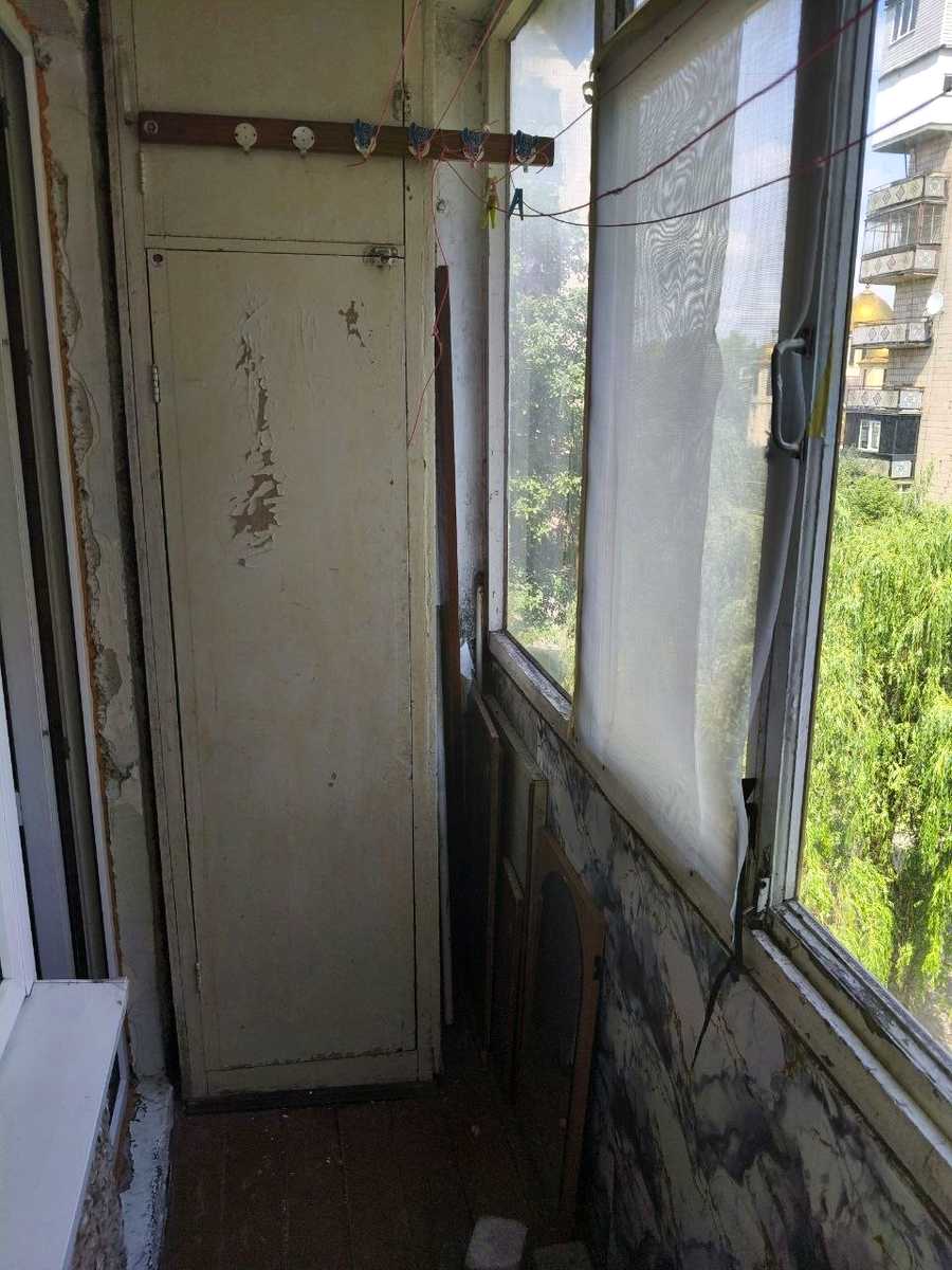 1867774597778129