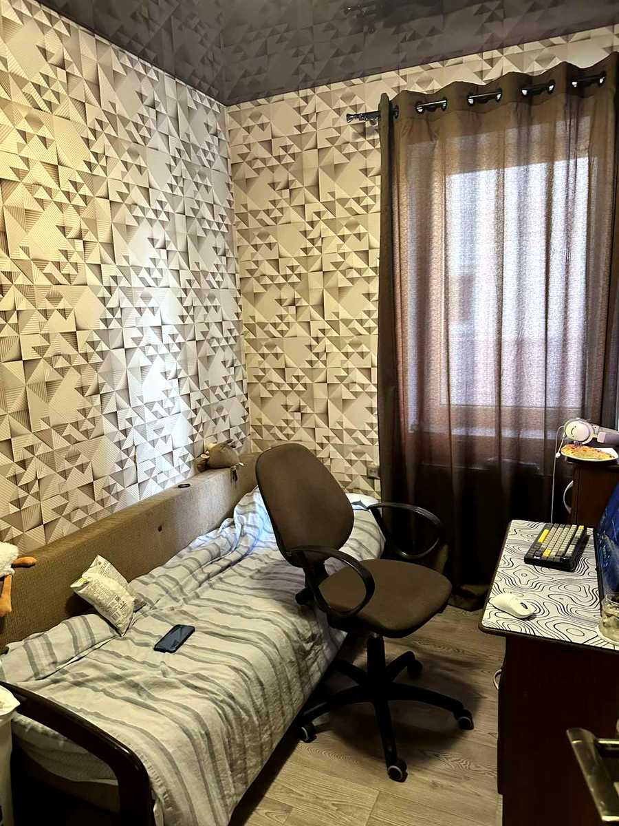 1867775107378453