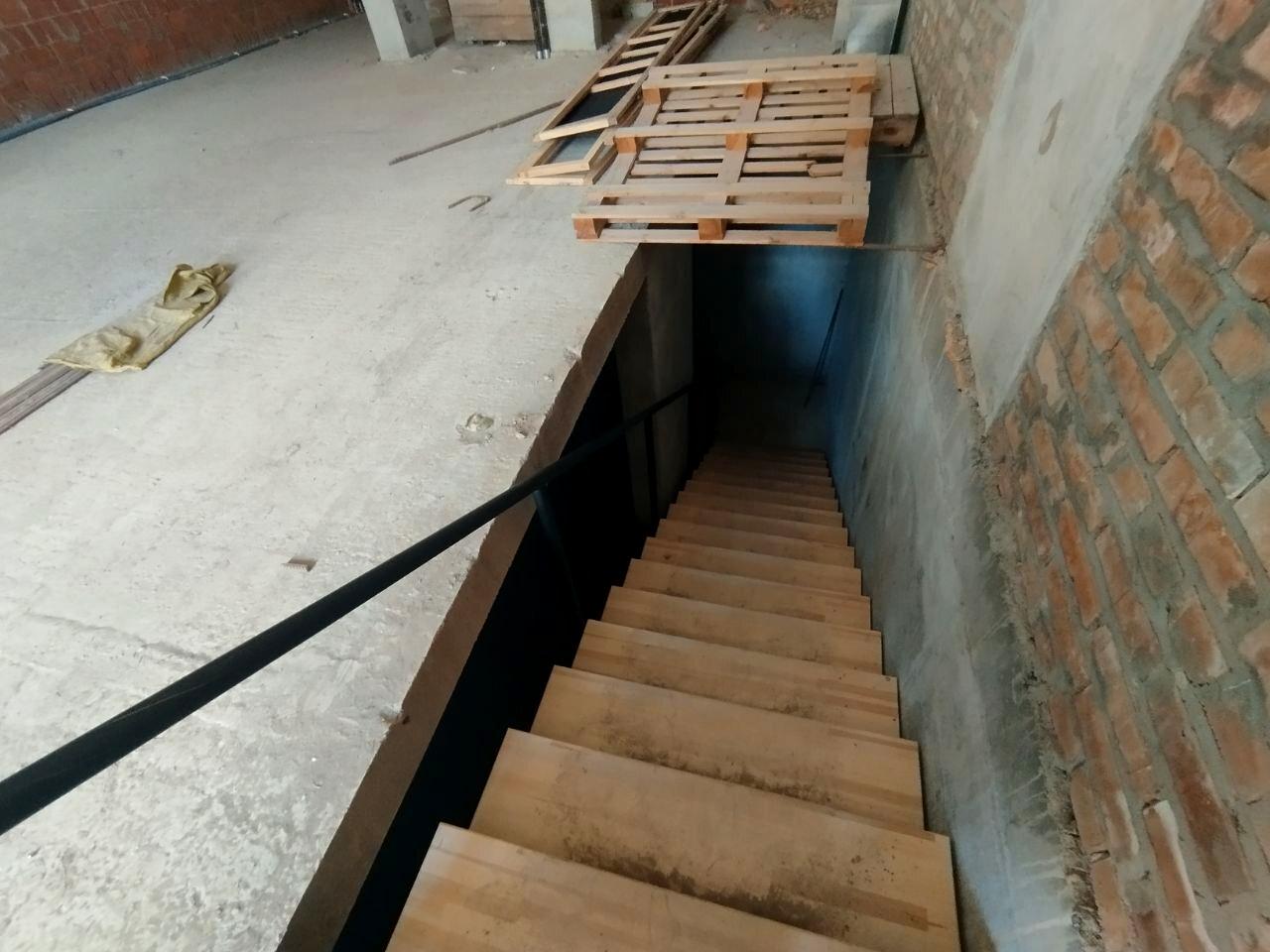 1867775976036076