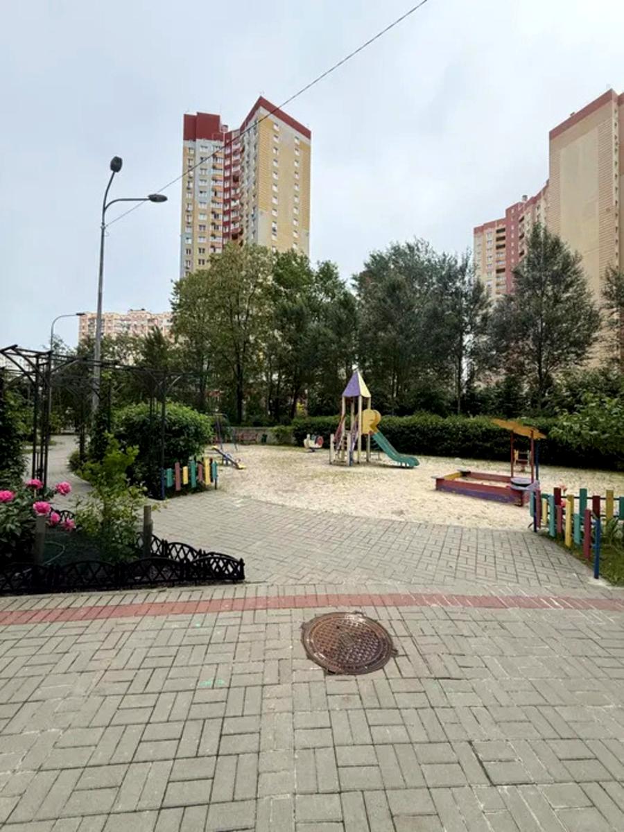 1867784407664103