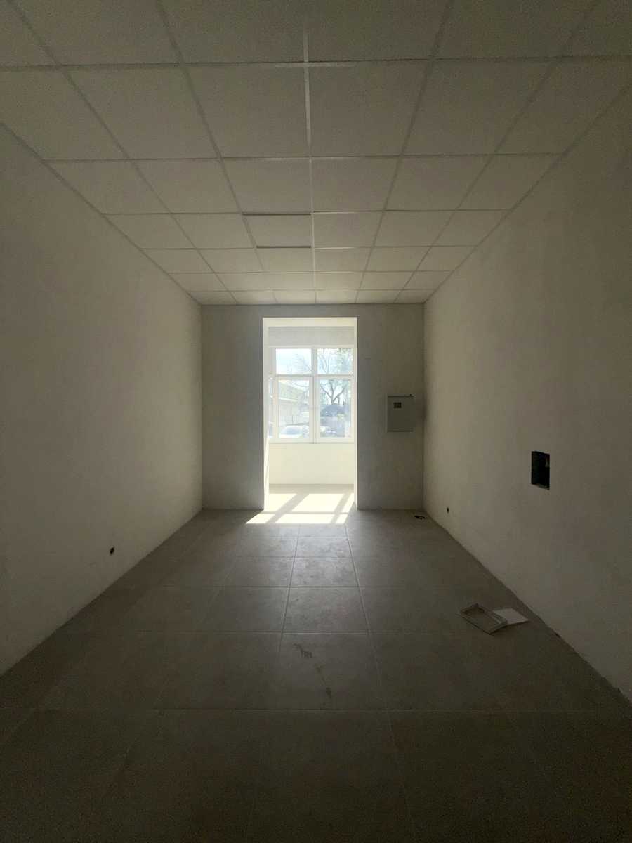 1867785273228381