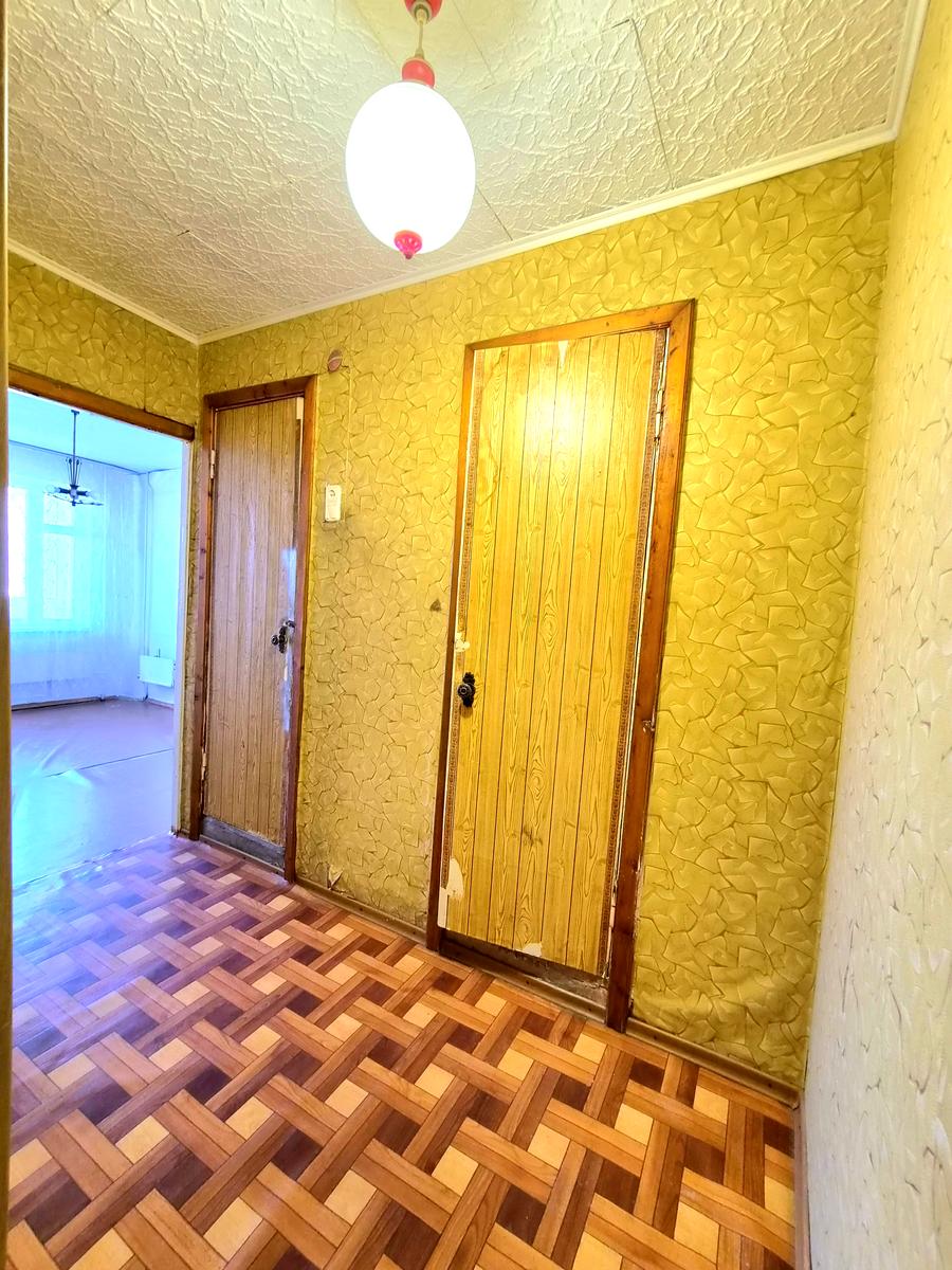 1867786503966821