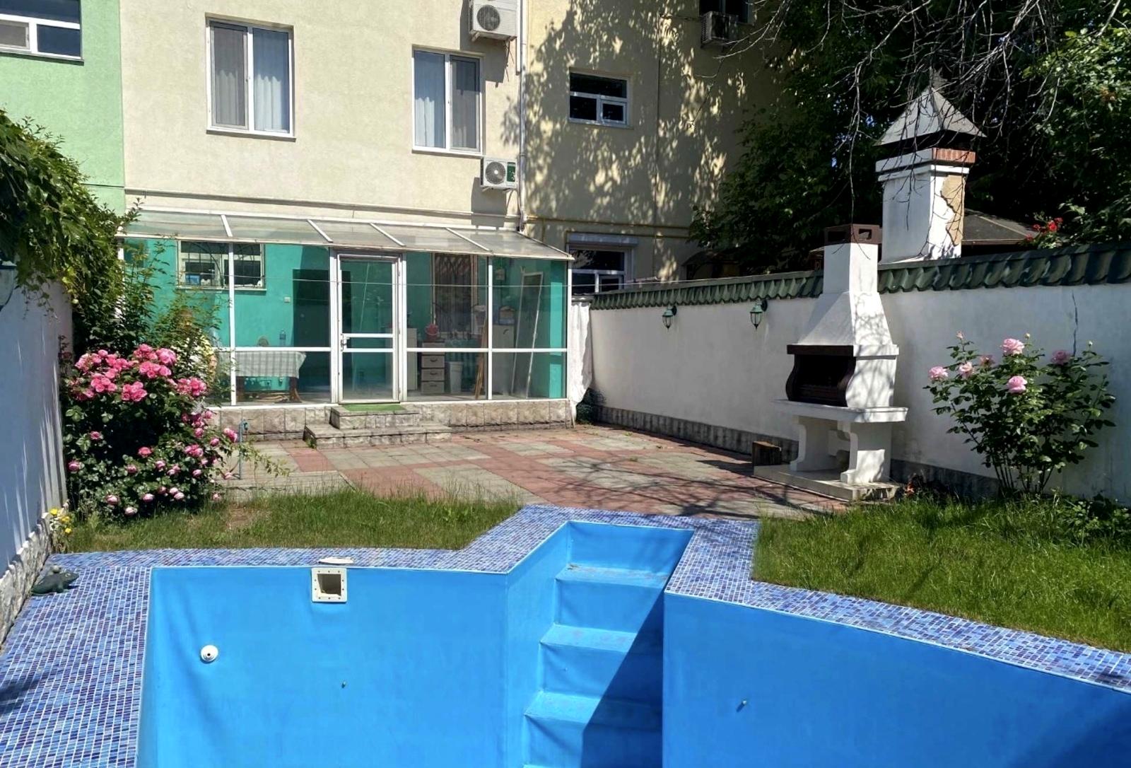 Дом по адресу Фонтанская дор. (площадь 270 м²) Дом по адресу Фонтанская дор. (площадь 270 м²) - Atlanta.ua