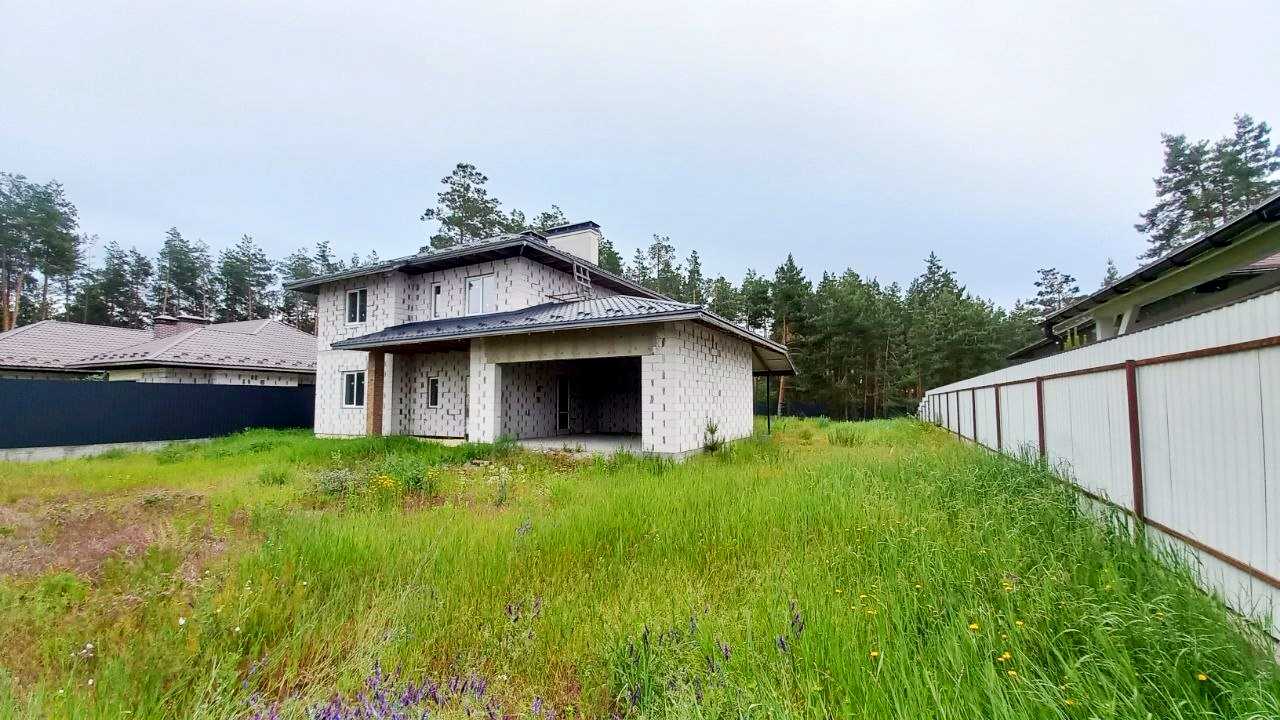 1867790613475799